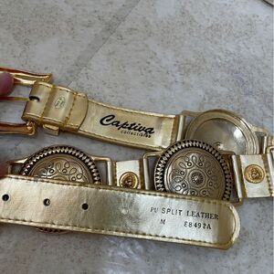 CAPTIVA COLLECTIBLES GOLD MEDALLION BELT IN PU SPLIT LEATHER‎
